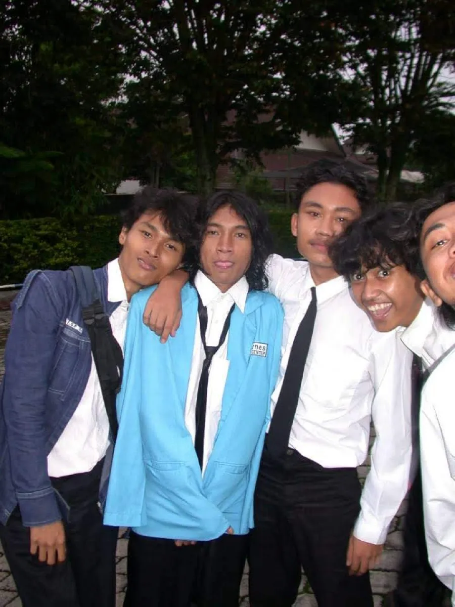 Wisuda WEC Malang 2005