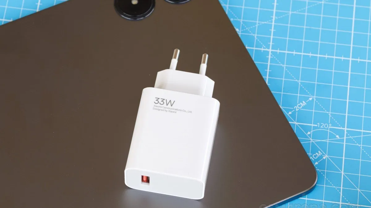 Charger Poco Pad