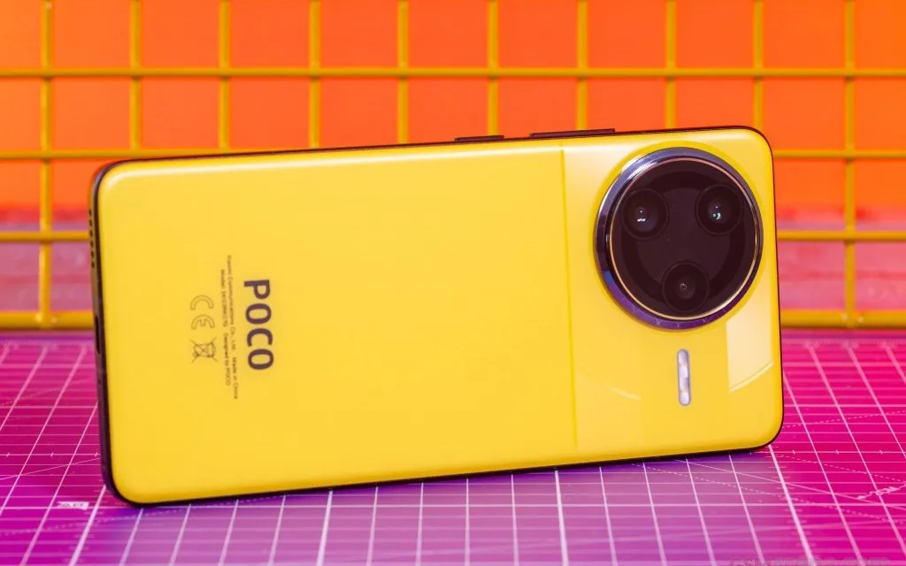 Design Belakang Poco F7 Ultra